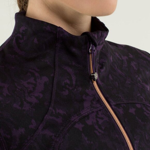 Lululemon Forme Jacket II, Purple and Black, Rose Gold Zippers, Size Small - Picture 3 of 15